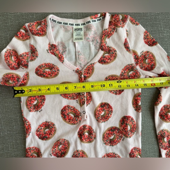 PINK Victoria’s Secret Onesie Sleepwear Doughnut print Size Medium - Picture 12 of 16